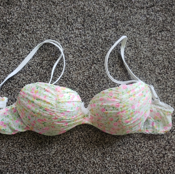 Victoria's Secret Other - Victoria's Secret floral printed pushup bra